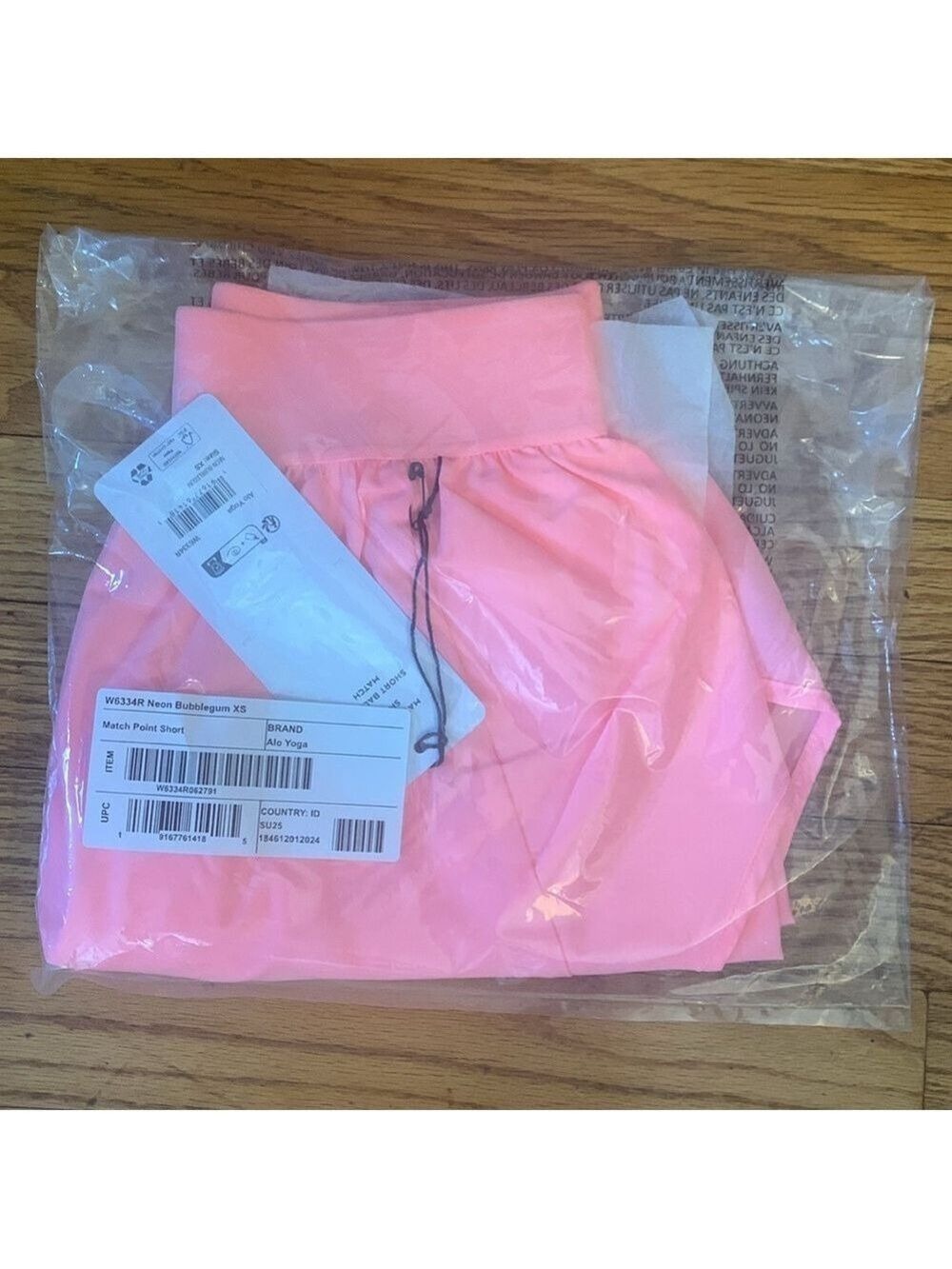 ALO Yoga Neon Bubblegum Pink Match Point Shorts NWT tenniscore - Picture 8 of 9